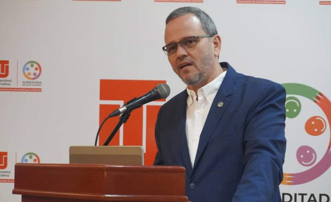 Docente de la UT denuncia al rector por violencia laboral de género