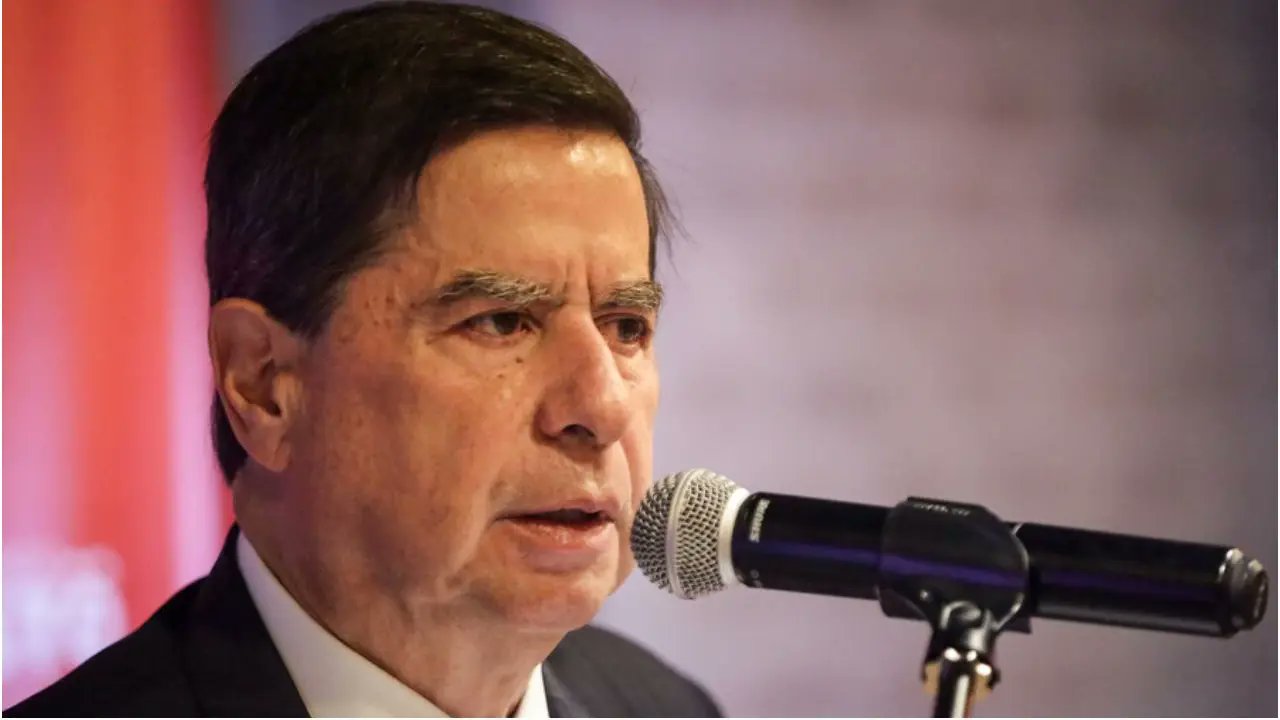 jUAN FERNANDO CRISTO