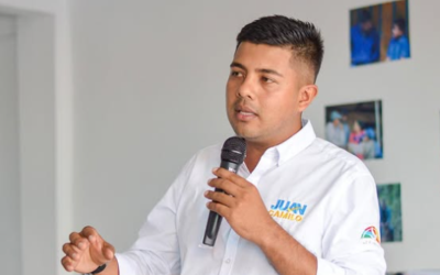 Alcalde de Planadas pidió a Abelardo de la Espriella mantener la implementación del Acuerdo de Paz en el Tolima.