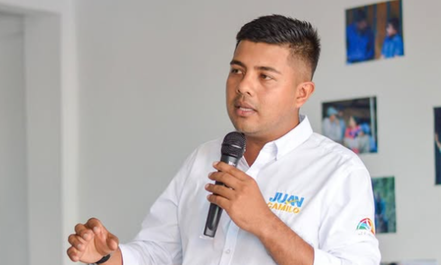 Alcalde de Planadas pidió a Abelardo de la Espriella mantener la implementación del Acuerdo de Paz en el Tolima.