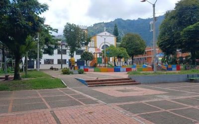 Vendedores del parque de Belén en Ibagué piden claridad sobre reubicación y tarifas