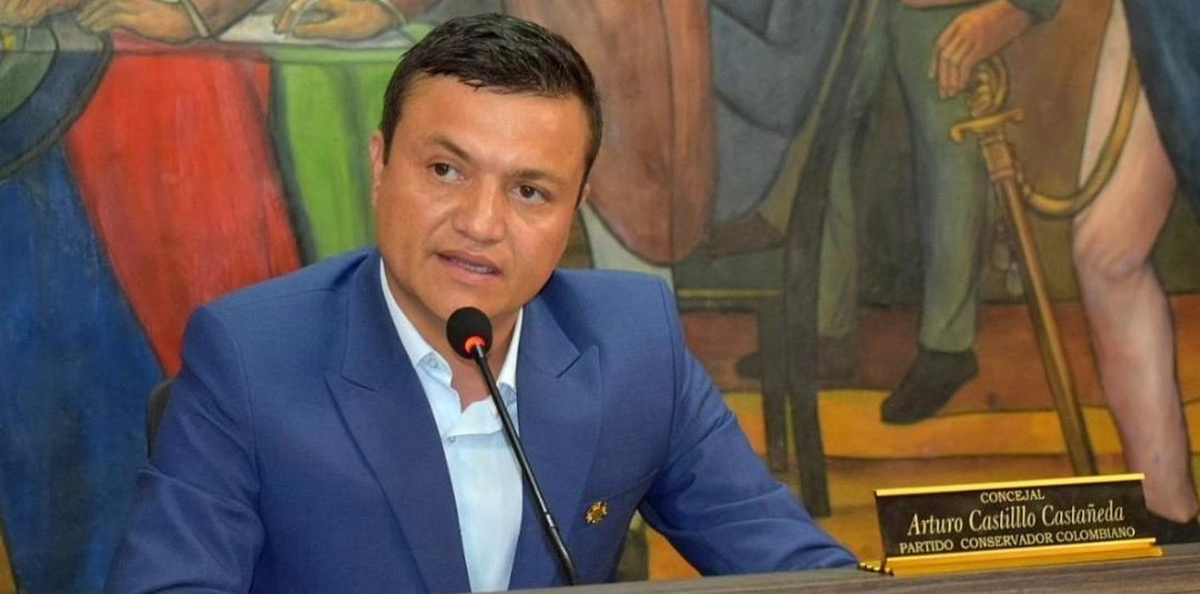 Arturo Castillo alerta por inseguridad y presunta venta de drogas en la Plaza de la 21 en Ibagué